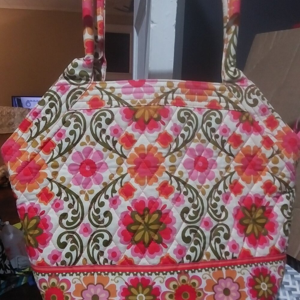 Vera Bradley Spring Summer Fall Shoulder Bag Floral Multi-color 15"x11"